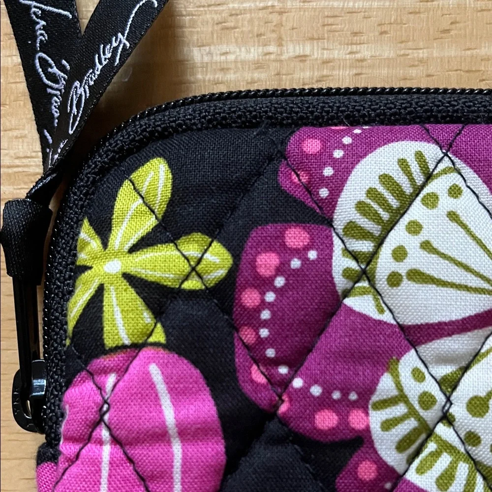 Vera Bradley Pirouette Pink Quilted Accessory case - Picture 3 of 7